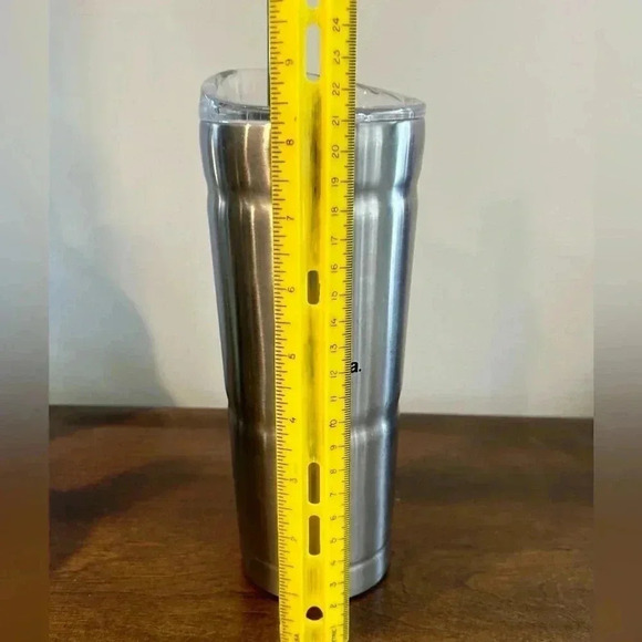 Bubba Silver 24oz Insulated Tumbler w/straw. Straw has wear. Sm dent on bottom. - Picture 11 of 11
